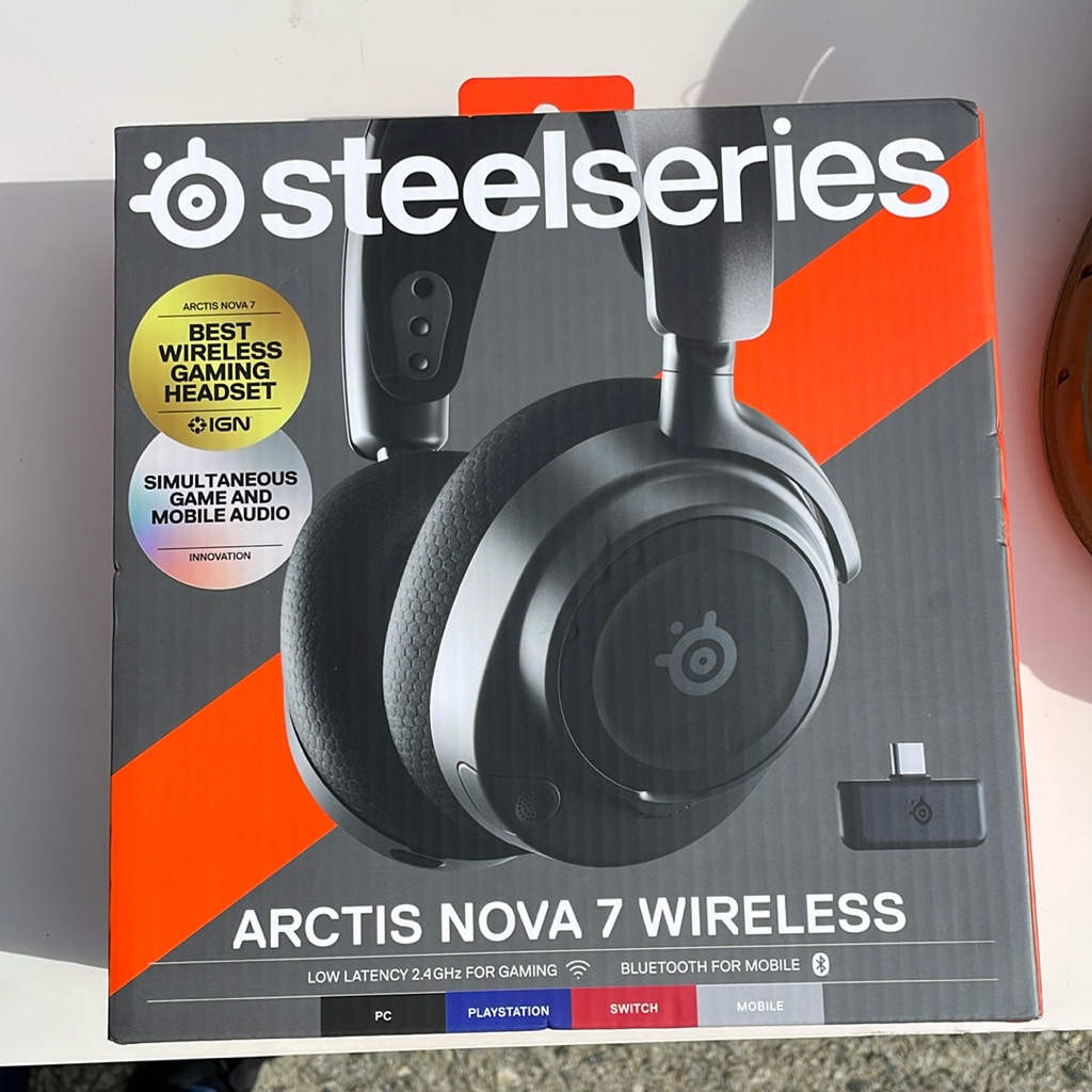 Steelseries Arctis Nova 7 Wireless Multi-Platform Gaming Headset